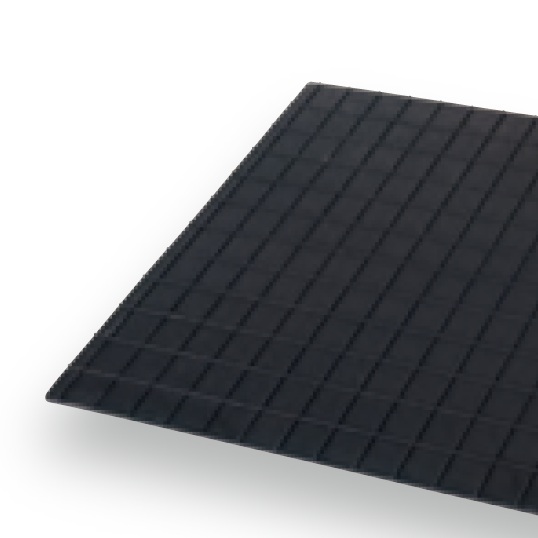  裏面格子構造でズレ・横滑りを防止 